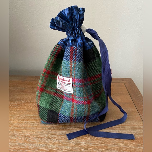 Harris Tweed Wool Drawstring Knitting Bag - Picture 8 of 9